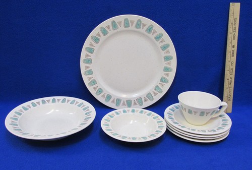Metlox place dinner set - place,
