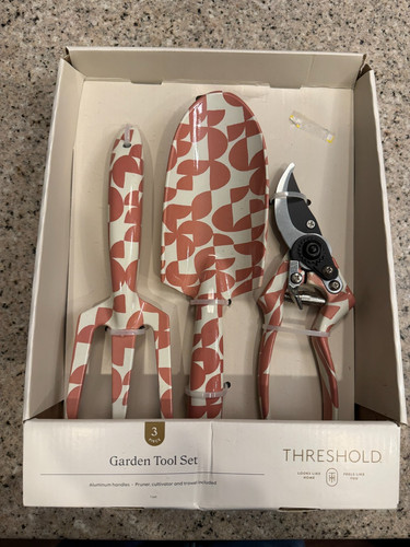Threshold garden tool - threshold,