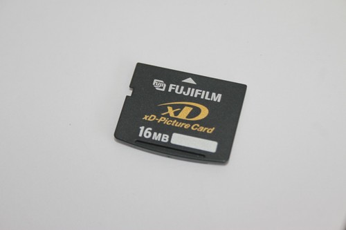 Fujifilm picture card 16mb - fujifilm,