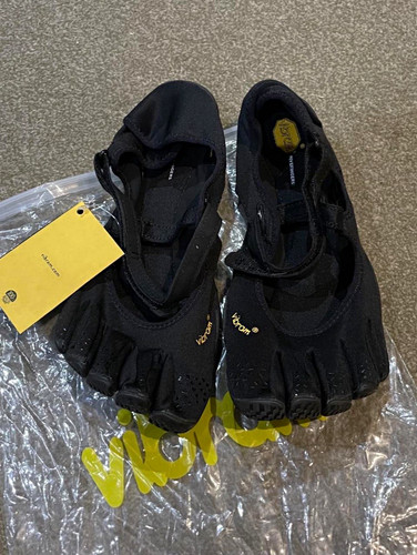 Vibram fivefingers black - vibram,