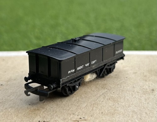 Tri ang track - track, cleaning