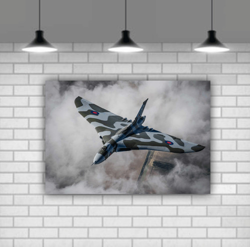 Vulcan bomber airplane - bomber,