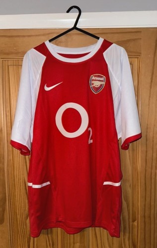 Robert pires hand signed - robert,