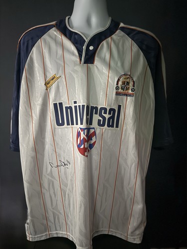 Luton town 1994 - luton, home