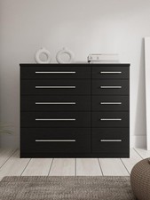 Prague 5+5 Graduated Chest of