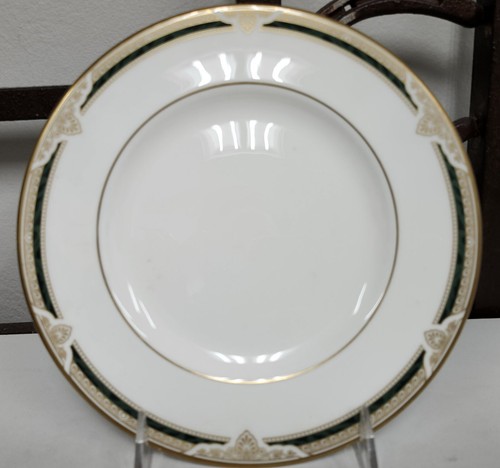 Royal doulton bone china - royal,
