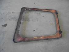 For MASSEY FERGUSON 135 QD CAB RH SIDE WINDOW FRAME