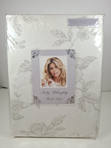 Holly willoughby tattershall - holly,