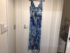 BRAND NEW, LADIES SIZE 16 FULL