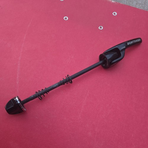Bontrager axle front only - bontrager,