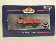 Bachmann OO 33-083 5-Plank China Clay Wagon B743715 in Early BR Bauxite Livery