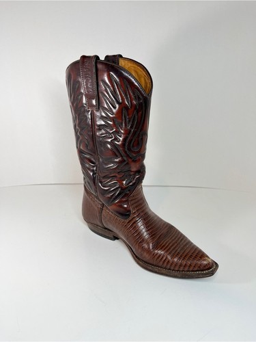Exotic teju lizard - exotic,