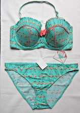 FLOOZIE SIZE  36DD TOP & SIZE