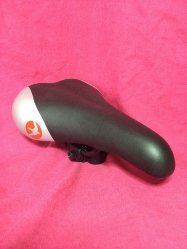 New old stock bike seat - -,