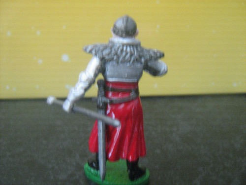 Metal cast merlin painted - cast,