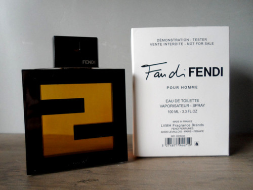 Fan fendi pour - fan, di