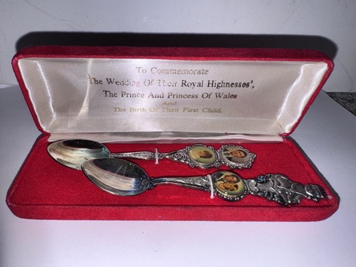 Royal spoons celebrating - spoons,