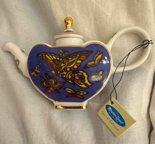Porcelain art miniature - porcelain,