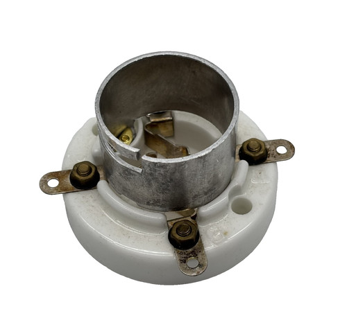 Ux4 locking valve tube - tube, socket