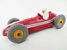 DINKY 231 'MASERATI RACING CAR' RED. VINTAGE. RARE YELLOW PLASTIC HUBS.