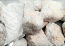 3 bag x 5kg = 15kg Lava rock /