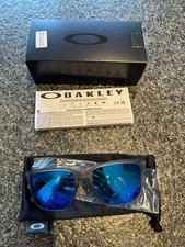 BNIB Oakley Sliver XL OO9341