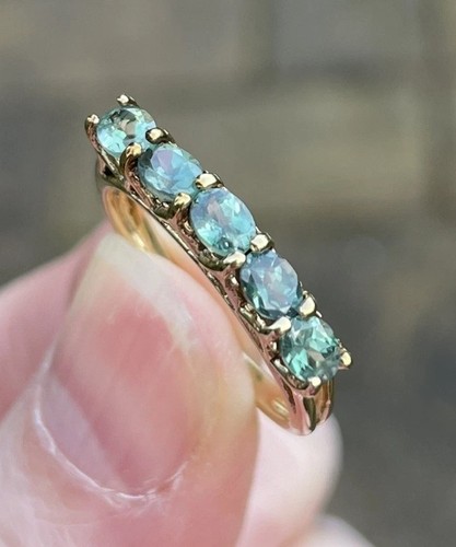 9ct gold natural alexandrite - 9ct,