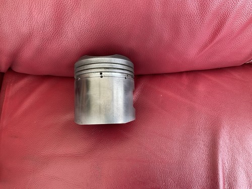 Bsa 500 piston - ,