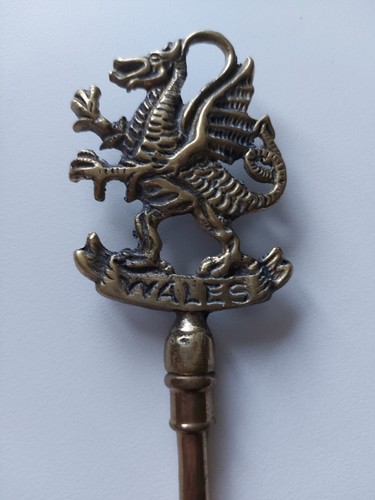 Antique welsh dragon brass - antique,