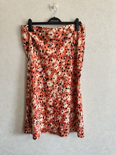 Nine savannah miller orange - savannah,
