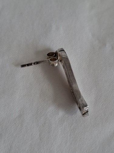 Curved bar stud earrings - curved,