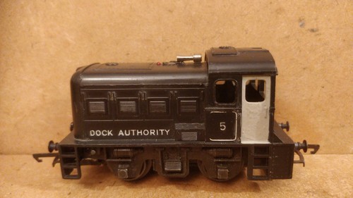 Tri ang gauge dock - tri-ang,