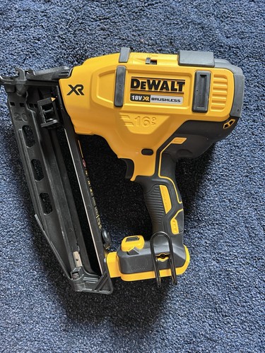 Dewalt dcn660n 18v - 18v, xr
