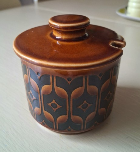 Hornsea heirloom brown 1977 - heirloom,