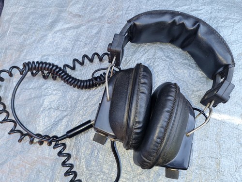 Vintage headphones 70s rank - 70s, ?