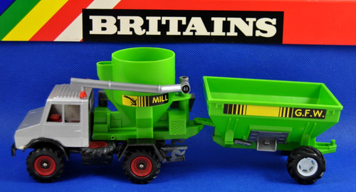 Britains farm mercedes - 1:32,