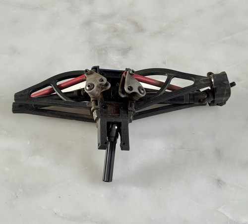 Traxxas revo 16 rear - traxxas, e
