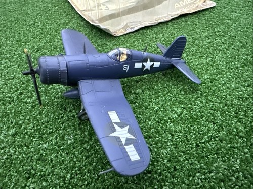 Amercom diecast vought - diecast,