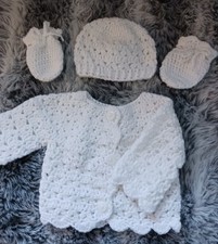 Handmade newborn baby cardigan, hat and mittens set
