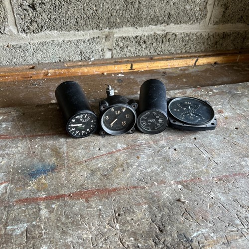 Raf gauges job lot 4 - raf,