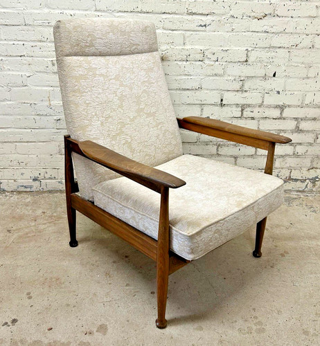Mid century guy - mid,