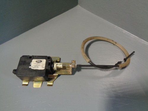 Fuel flap lock actuator - fuel,