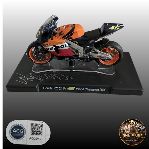 Valentino rossi signed - valentino,