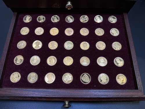 Danbury mint our royal - mint,