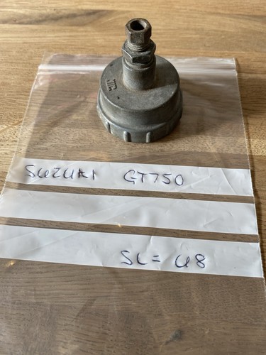 Suzuki gt750 carburettor top - suzuki,