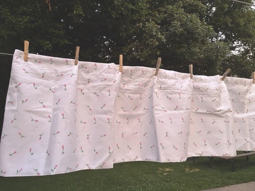 White curtain valance - white, 17x82”