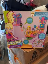 MATTEL Polly Pocket ‘Wall Party’: Mall on the Wall, Tree House & Juice Bar