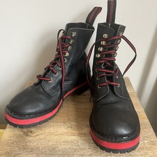 Underground London Black