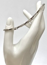 Elegant 9ct White Gold Bracelet with Sparkling Accents: 5.64gm with Gift Box