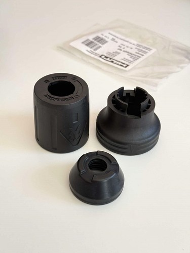 Cover releasing cap chuck - releasing,